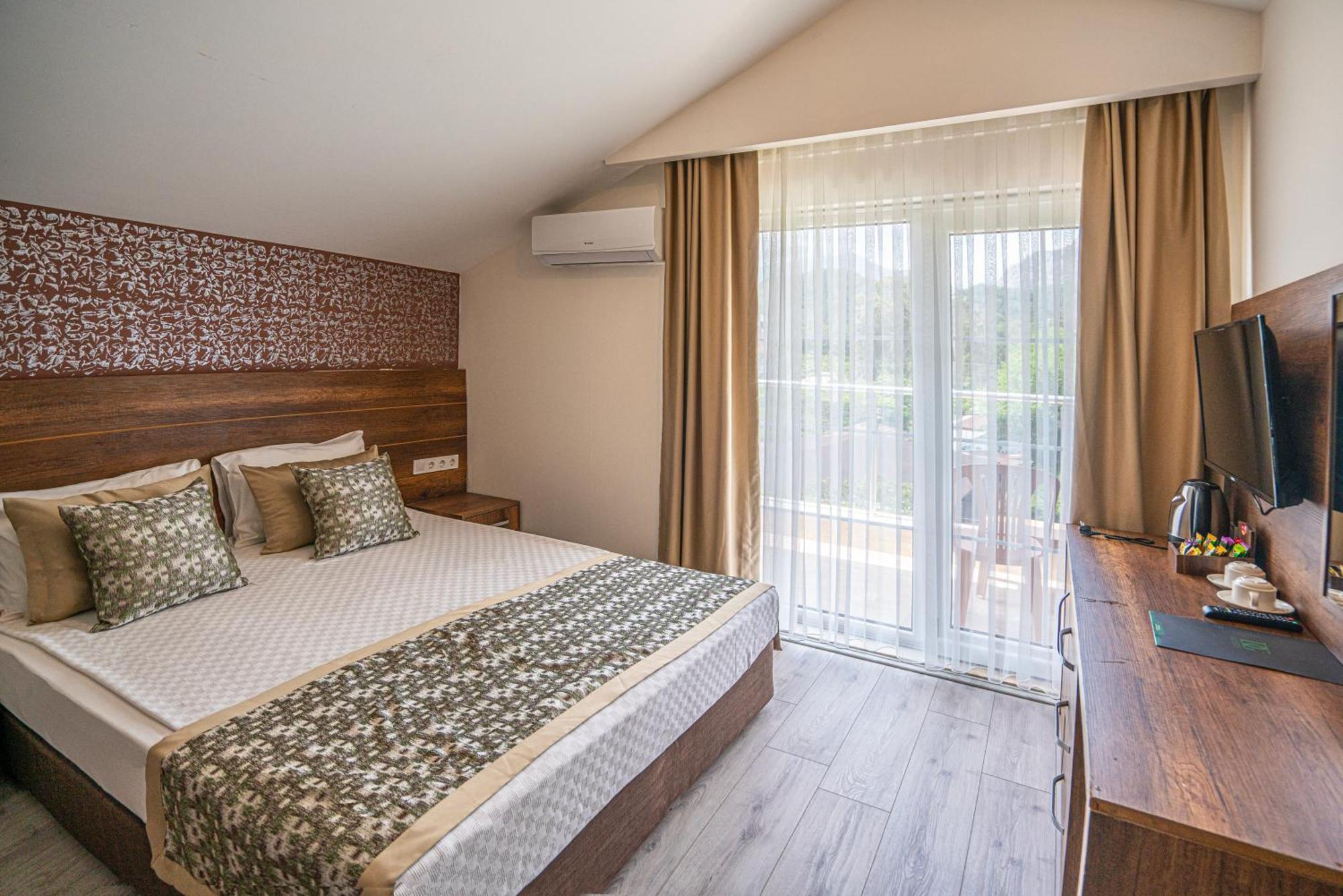 Double Room,1592987712:JPEG